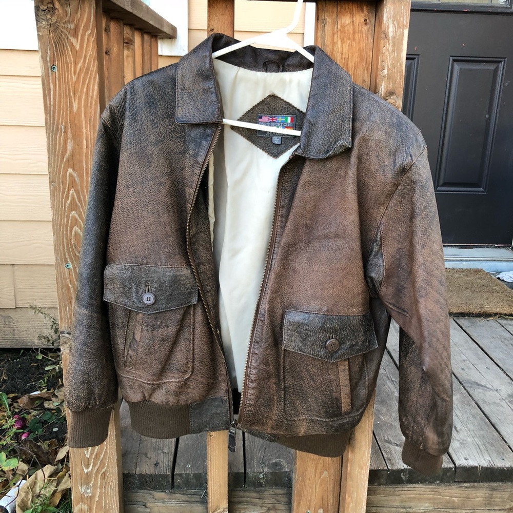 Vintage men’s 100% brown leather bomber